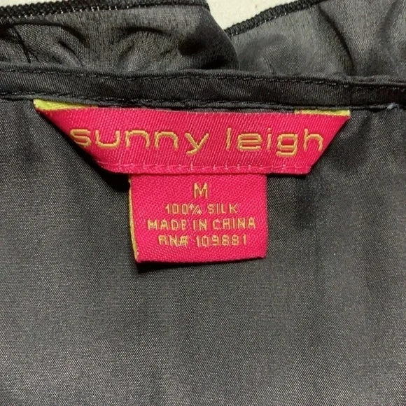 100% Silk Sunny Leigh Dress - Picture 4 of 4